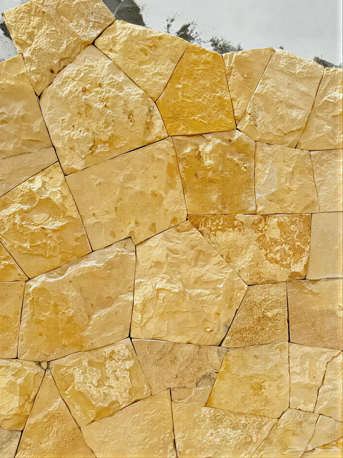 Golden Split Face 8